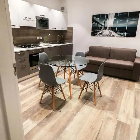 Appartement Locazione Turistica Luxury Apartments-3 *